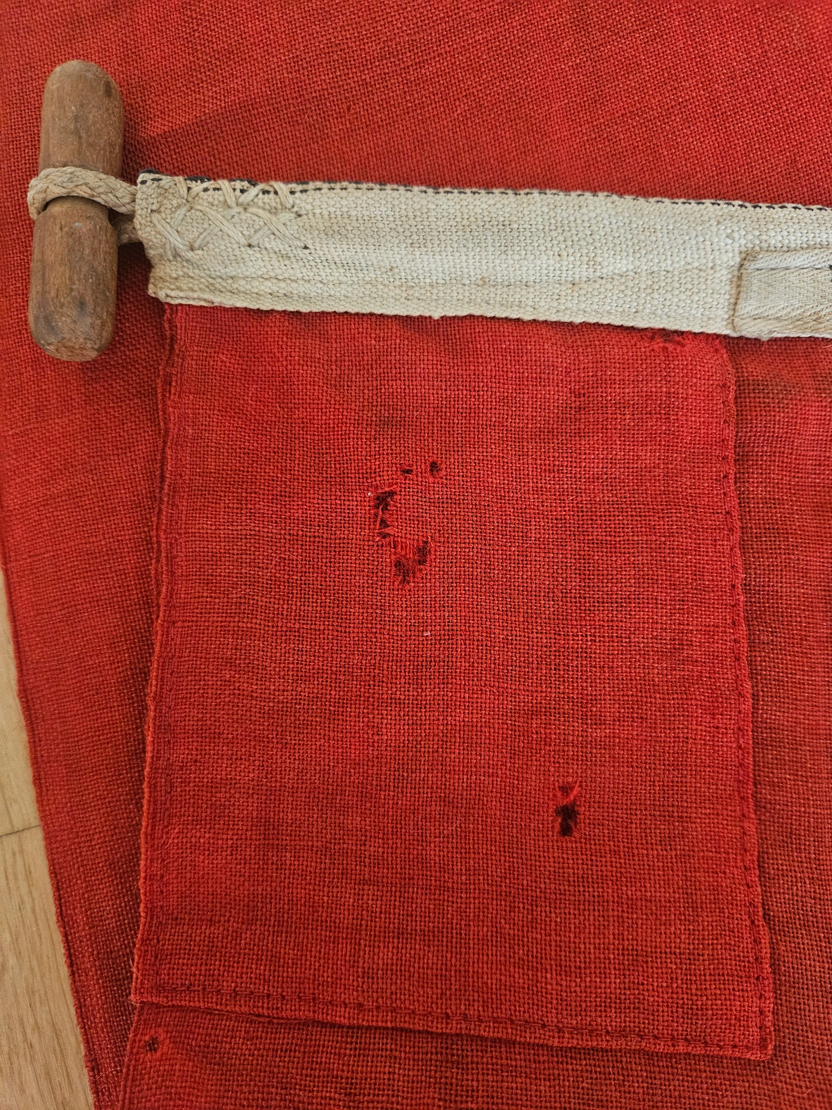 Reverse view — appliquéd device reads correctly on both sides.