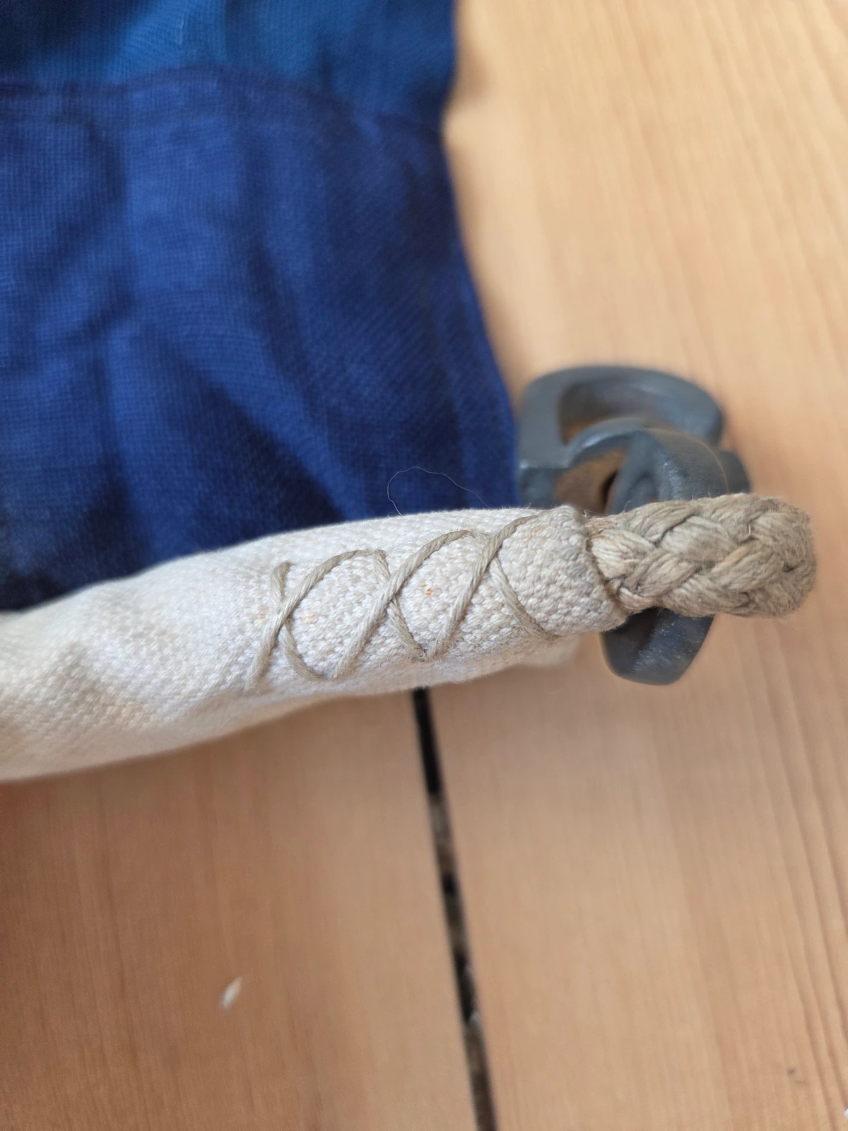 Hoist upper stitching macro