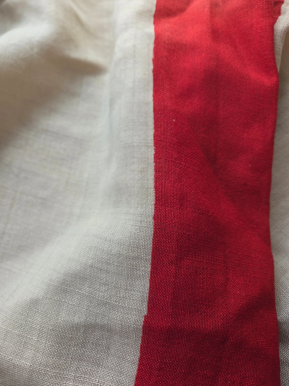 Red to white colour join