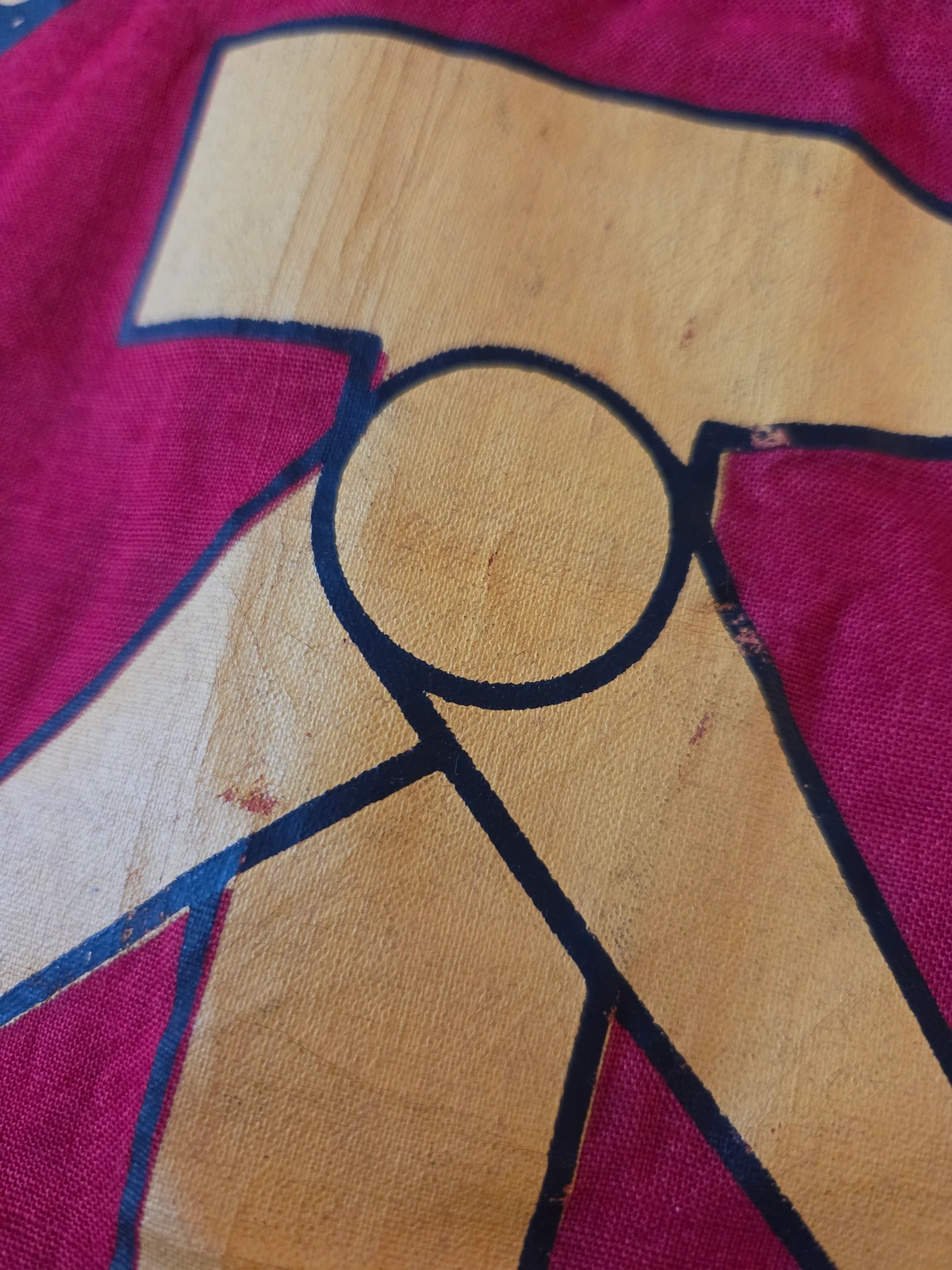 Hammer detail