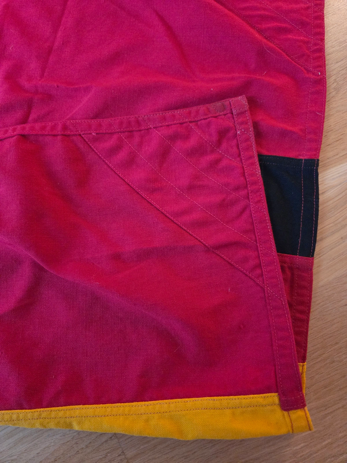 Lower corner reinforcement reverse