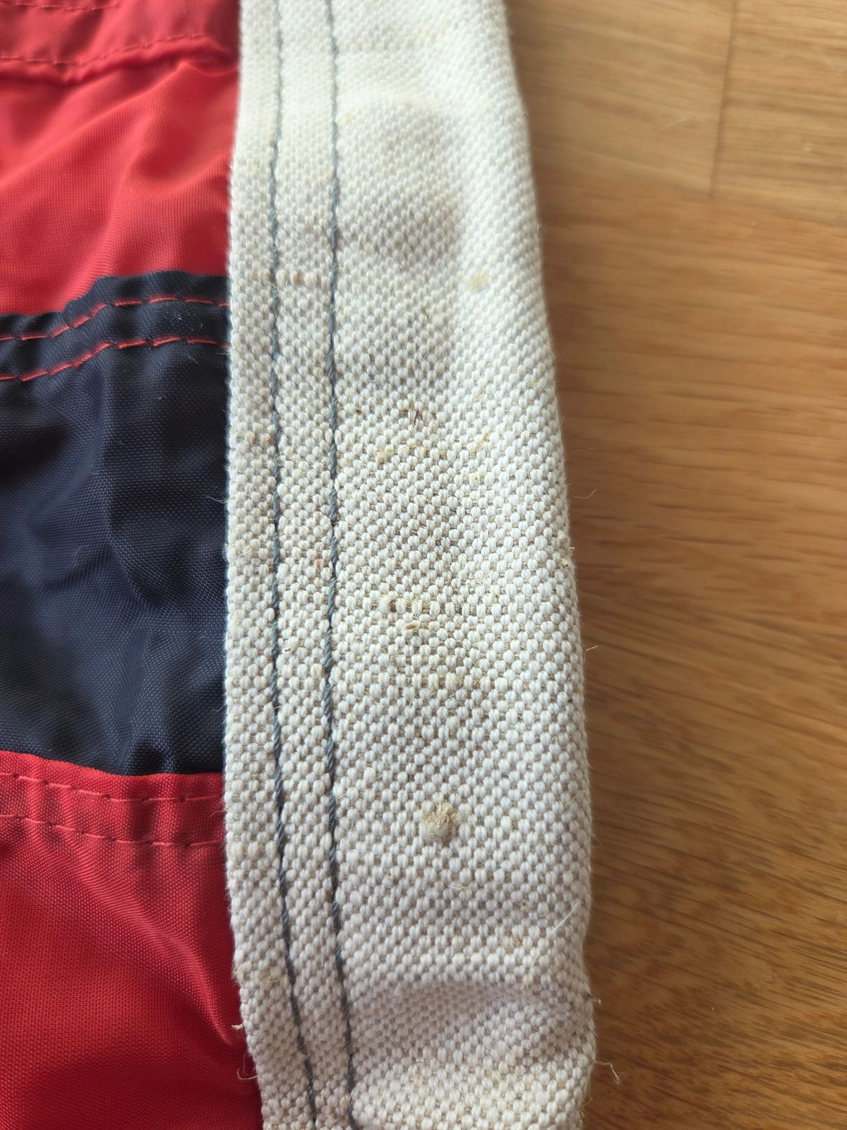 Hoist sleeve close-up