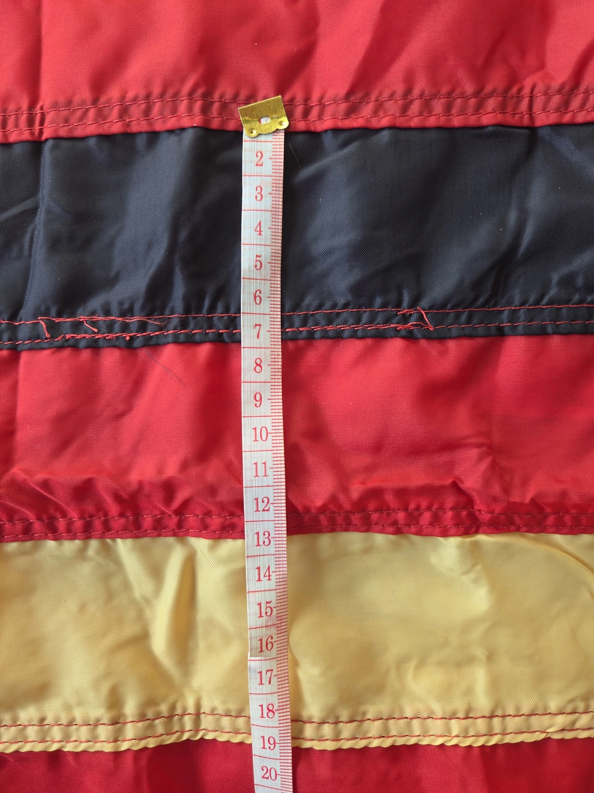 Measurement of central black-red-gold stripe on DDR Volksmarine flag