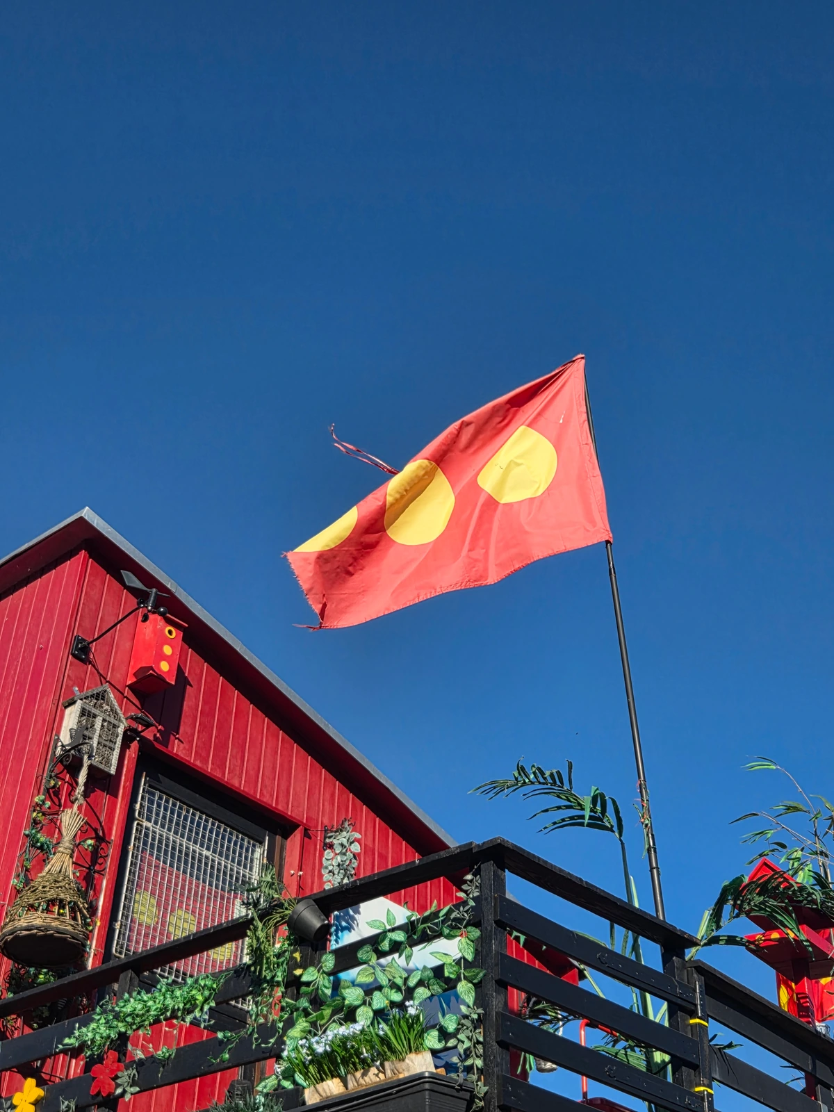Side view of FG-062 flying at Christiania immediately before removal