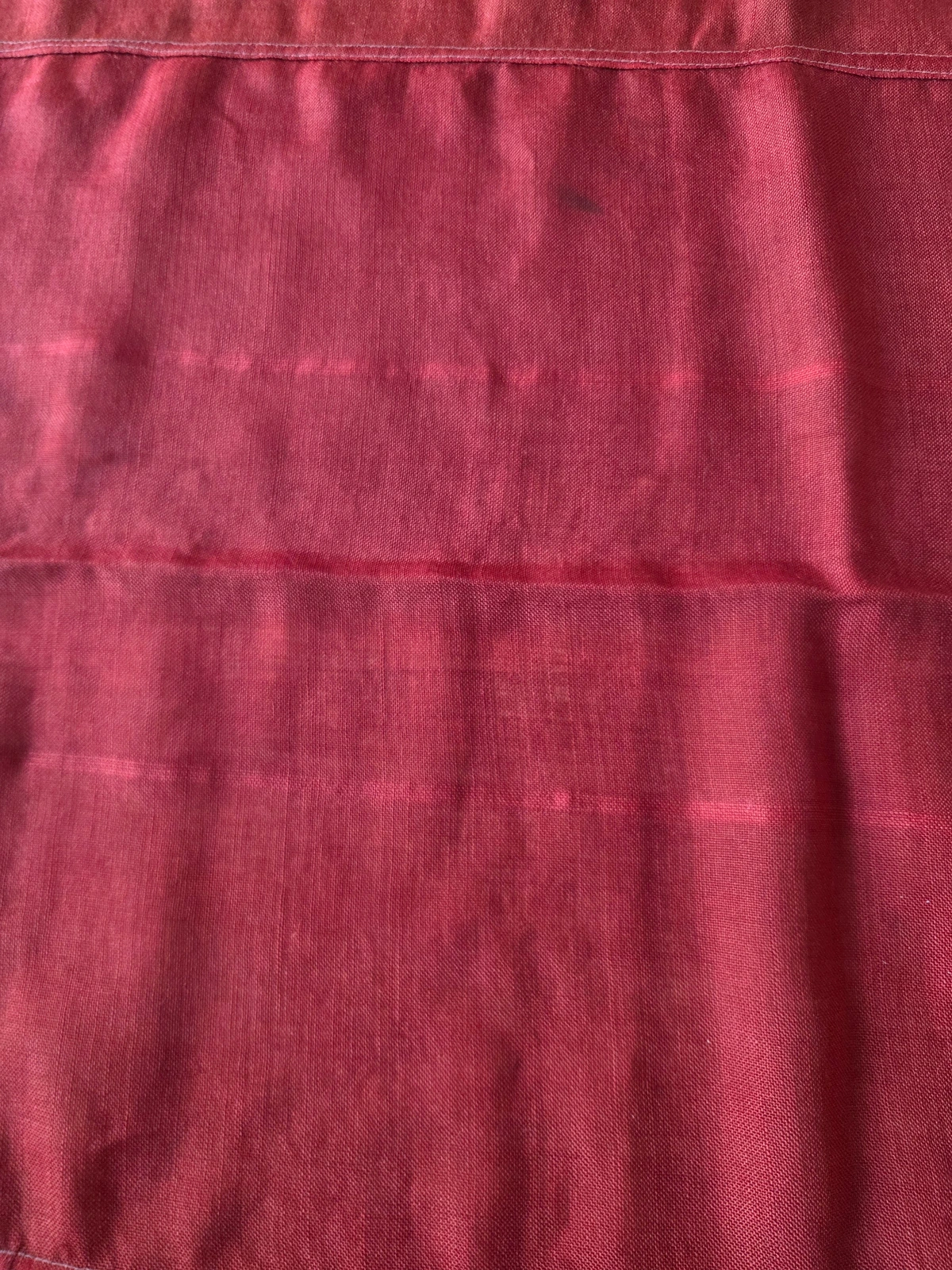 Coarse wool bunting and horizontal weaving bands on FG-063