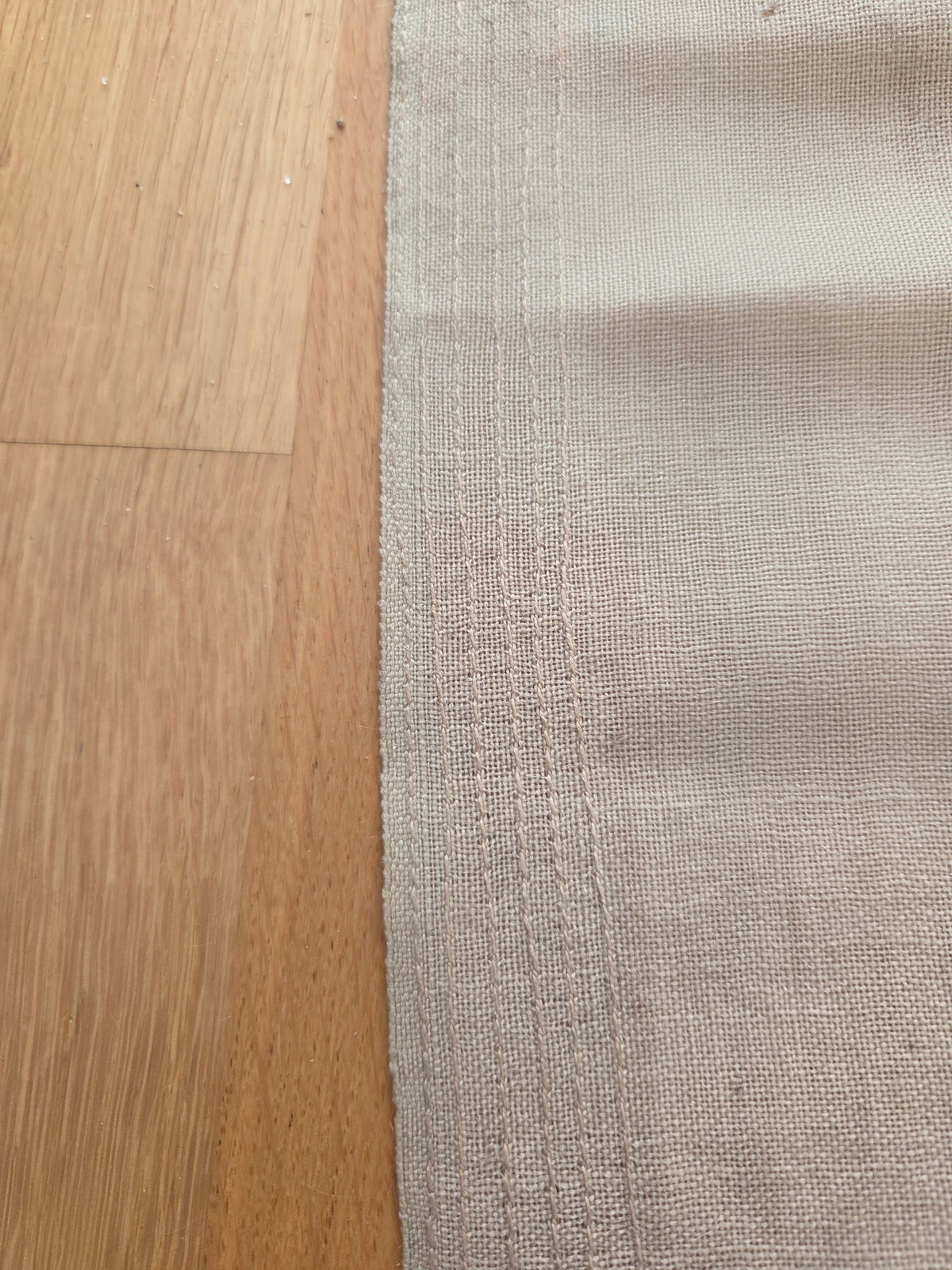 Edge reinforcement stitching on FG-065