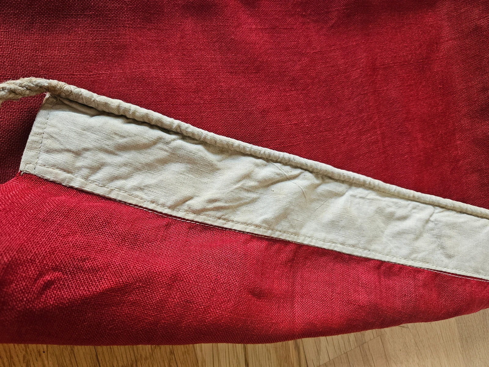 Backside view of hoist channel and internal stitching