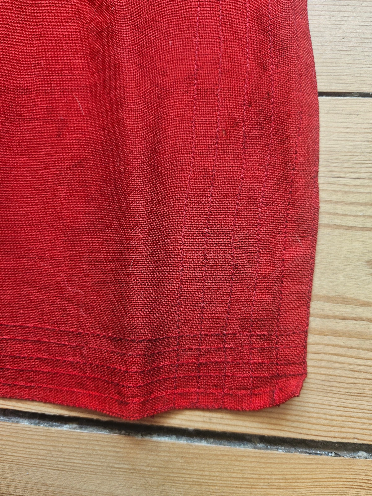 Bottom corner seam with 5-fold stitching