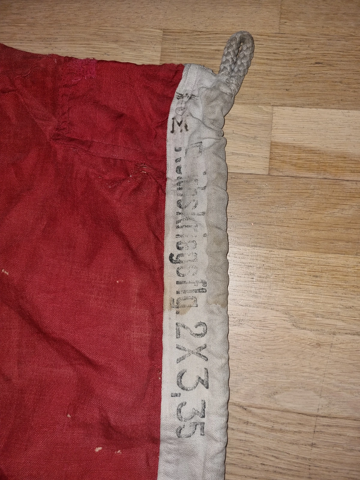 Size marking and Reichskriegsflagge label