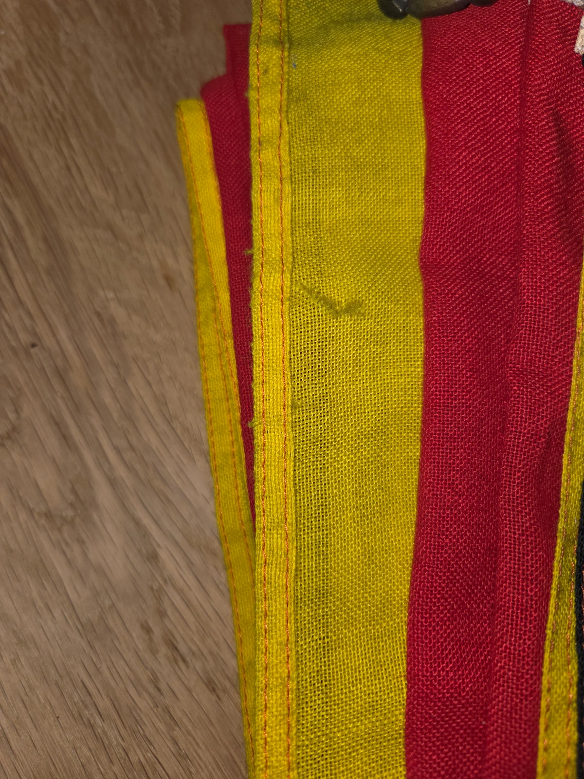 Lower seam