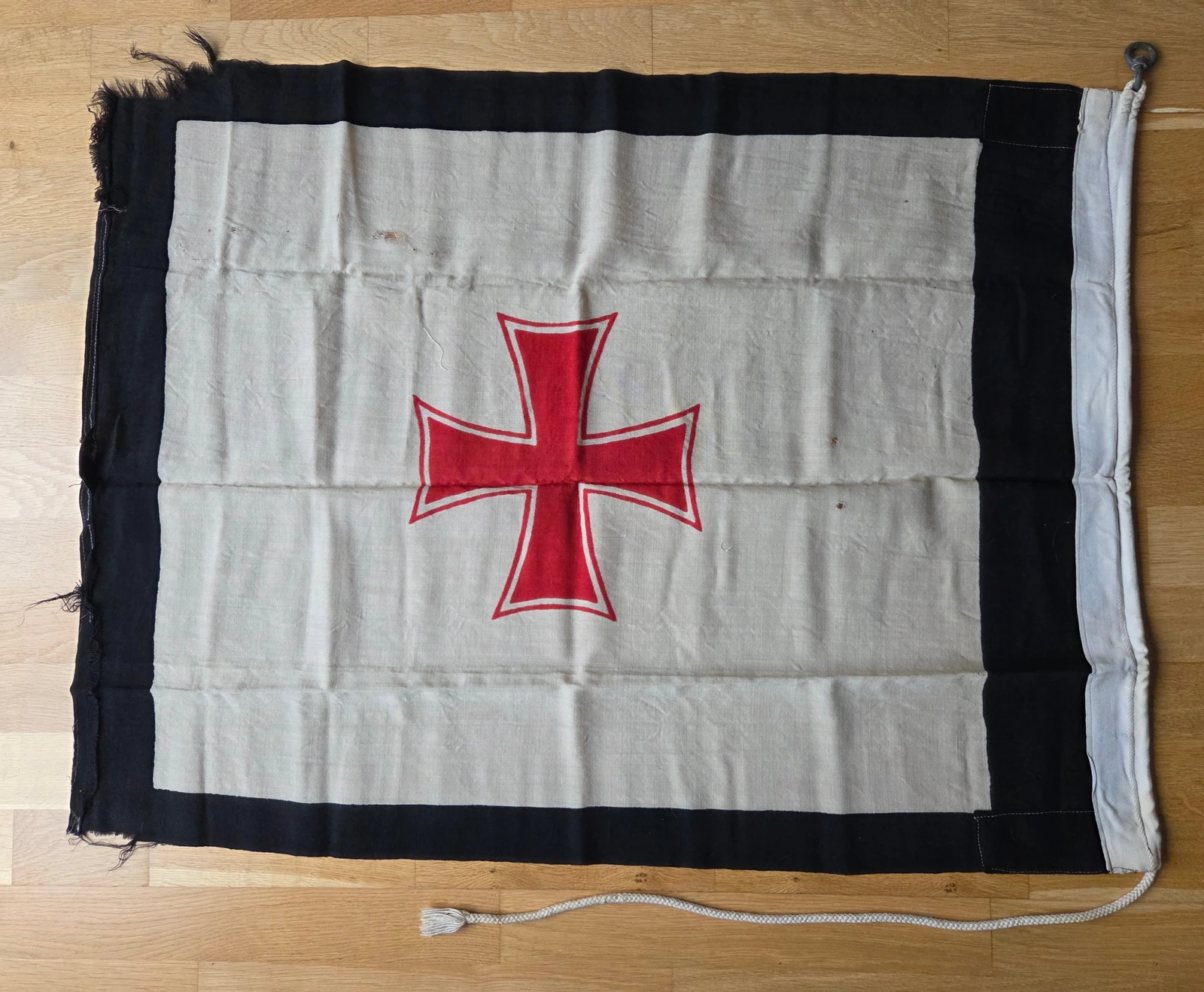 FG-052 DGzRS Maritime Rescue Flag, wool bunting 68×89 cm, c.1938–1945